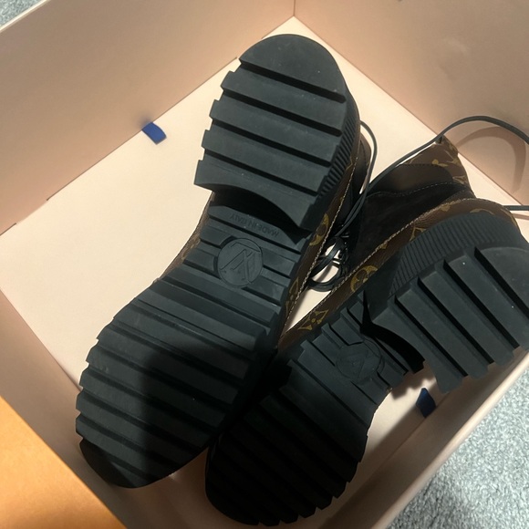 Laureate Platform Desert Boot - Size 39.0 - Picture 3 of 6